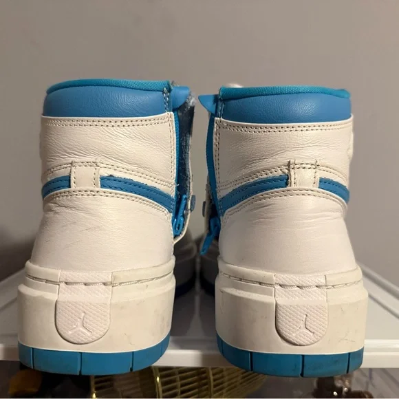 Nike Women's High-Top Sneakers in White and Blue - Picture 6 of 7